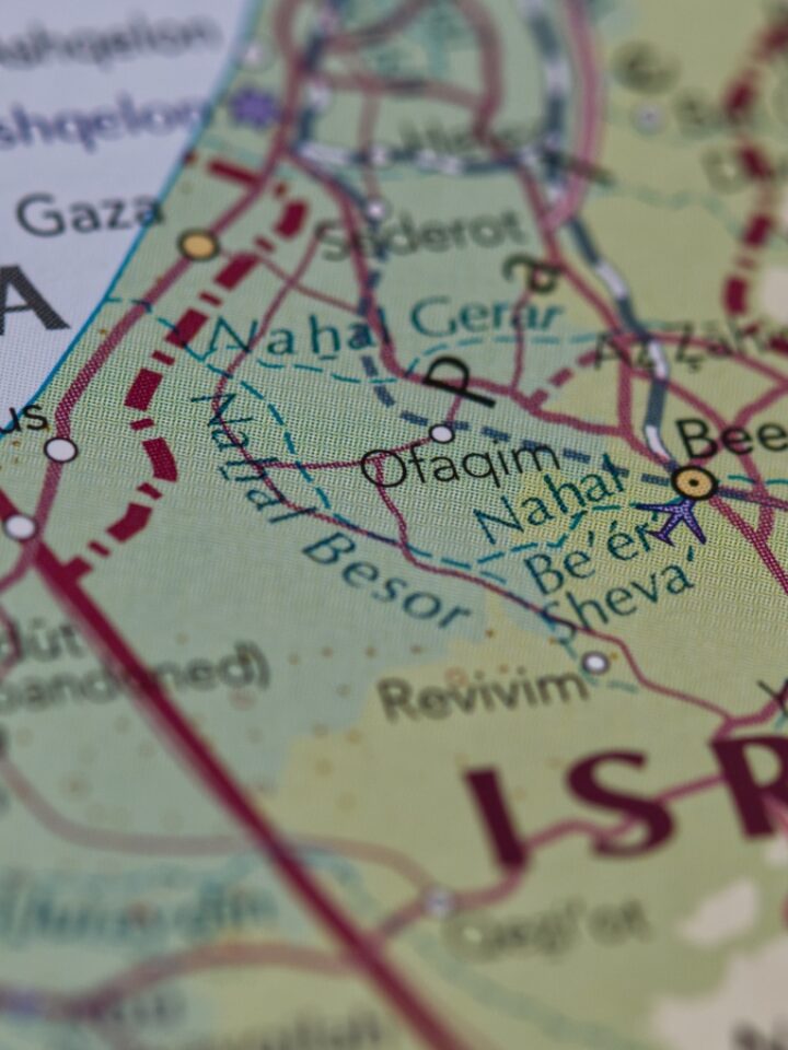 Image by Below the Sky via Shutterstock.com