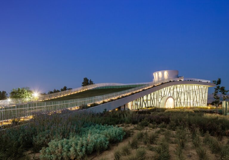 New visitors center at Agamon Hula Lake Park and Nature Reserve, 2020. Photo by Eyal Tagar