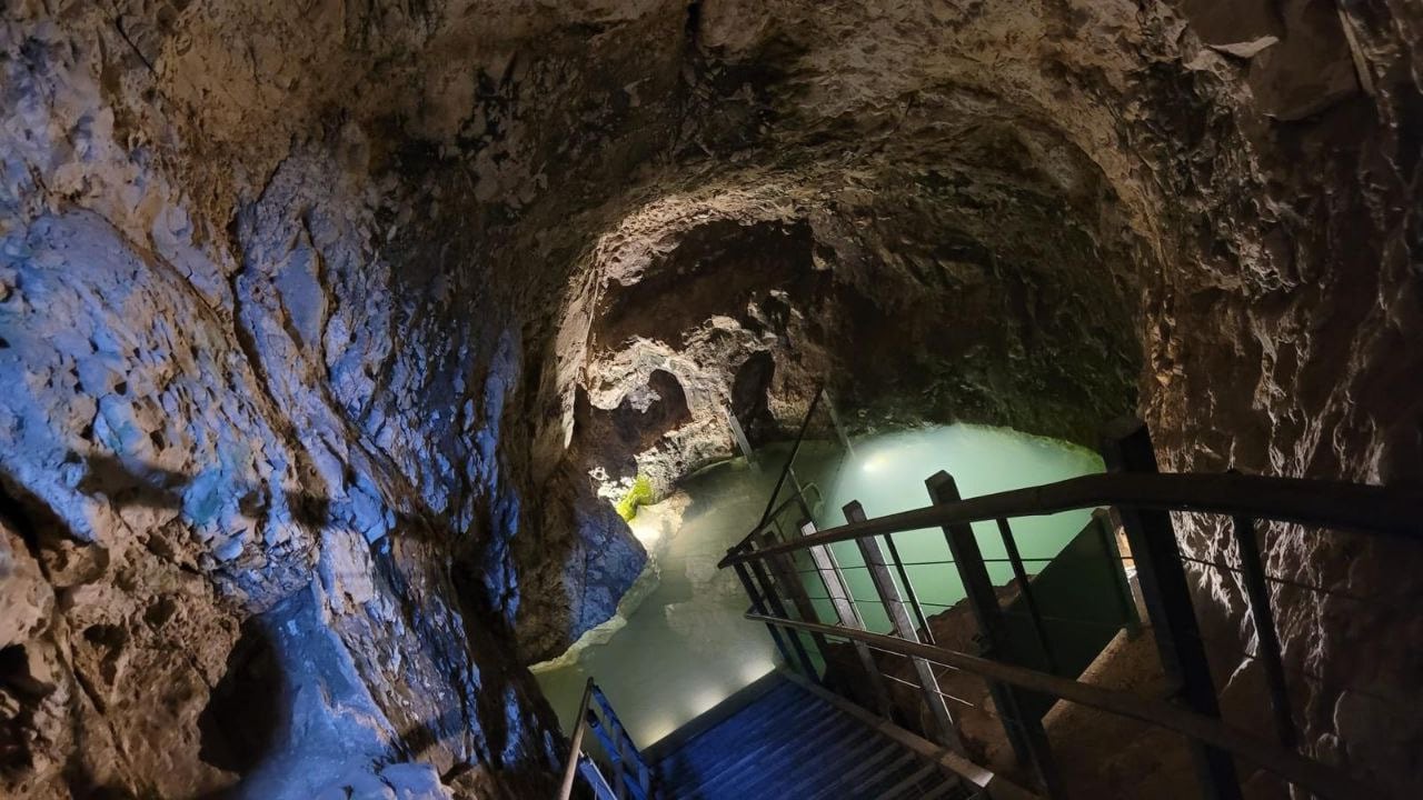 The filled up ancient water reservoir. Photo by Rachel Edri/Nature and Parks Authority