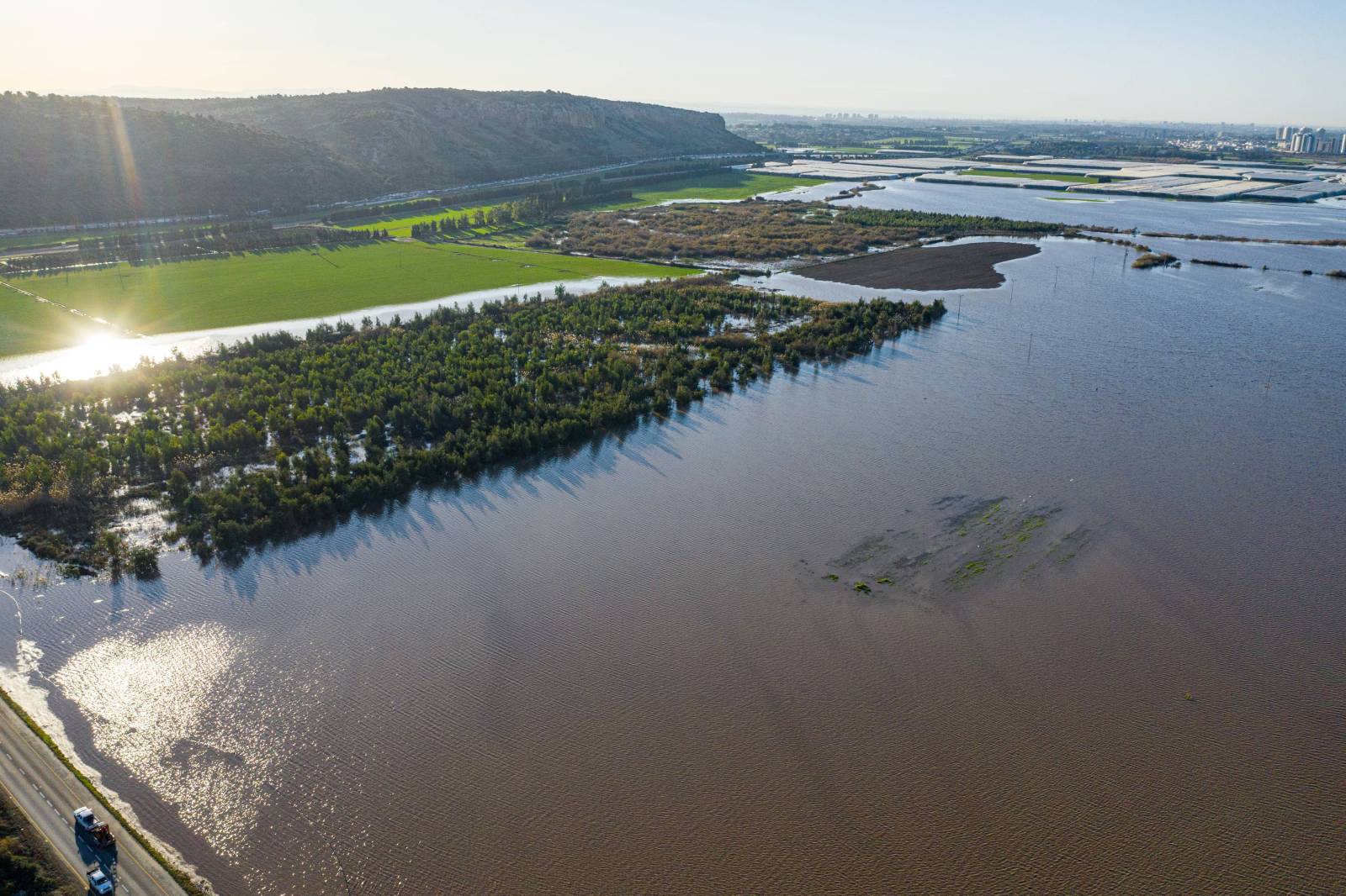 The Kebara region (Kibbutz Ma’agan Michael), flooded after several days of winter rainfall. Photo by Uri Magnus