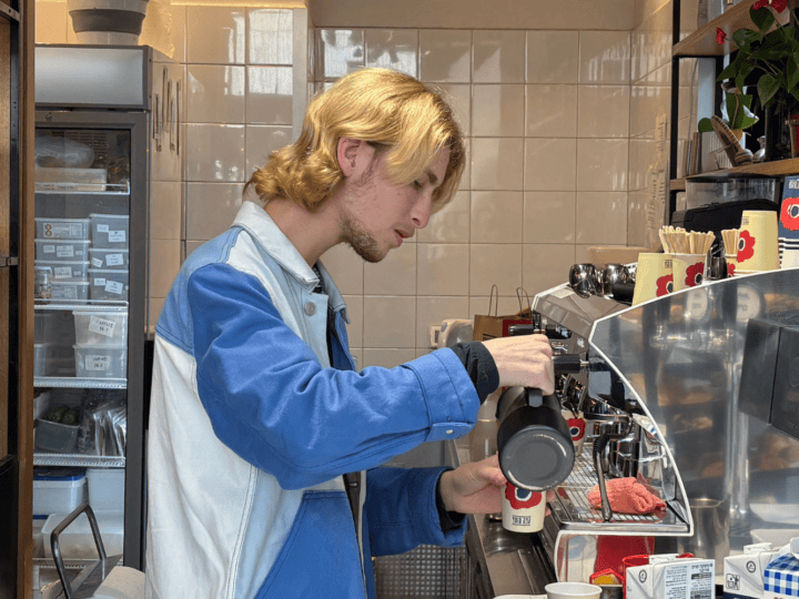 The staff of each Café Otef branch is given dedicated training in everything from coffee making to restaurant management. Photo by Natalie Selvin/ISRAEL21c