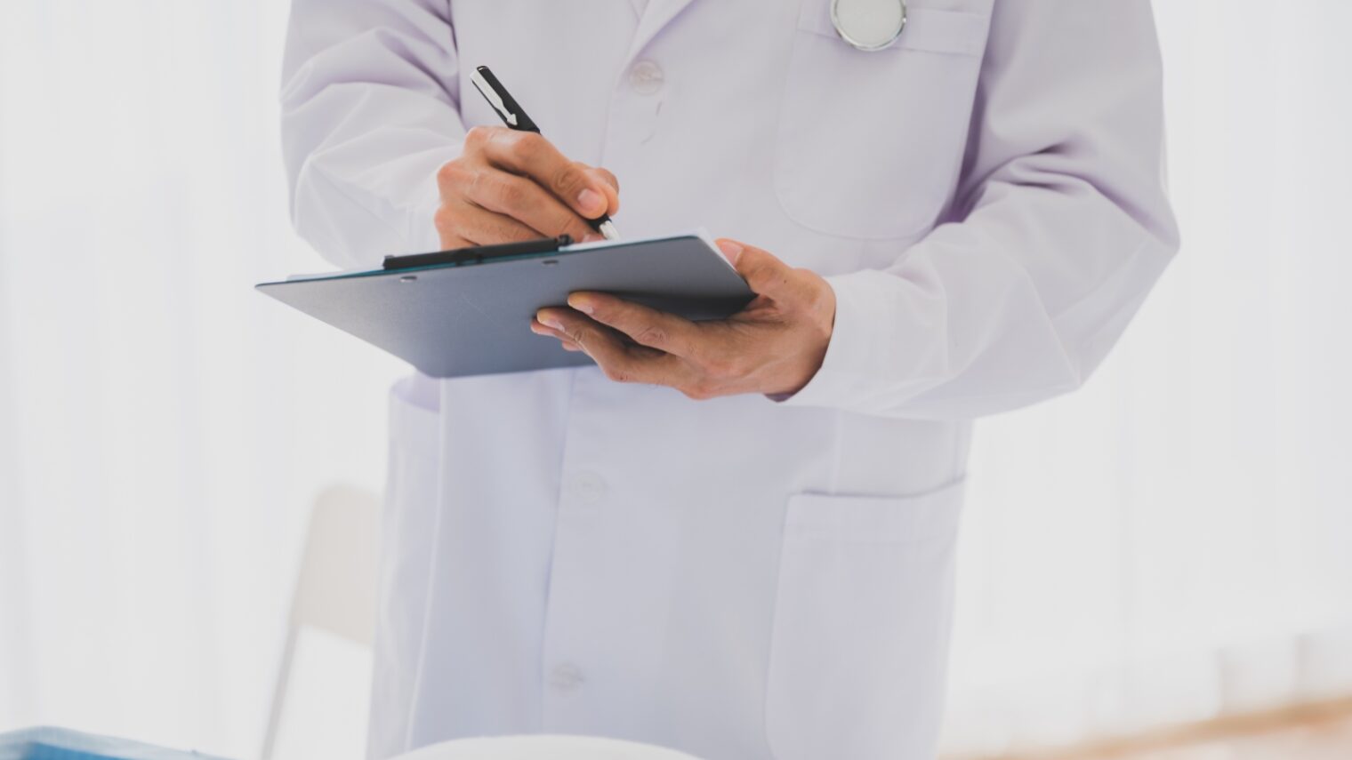 Image by Chokniti Khongchum via Vecteezy.com