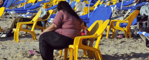Fat-Study-Woman-on-Beach